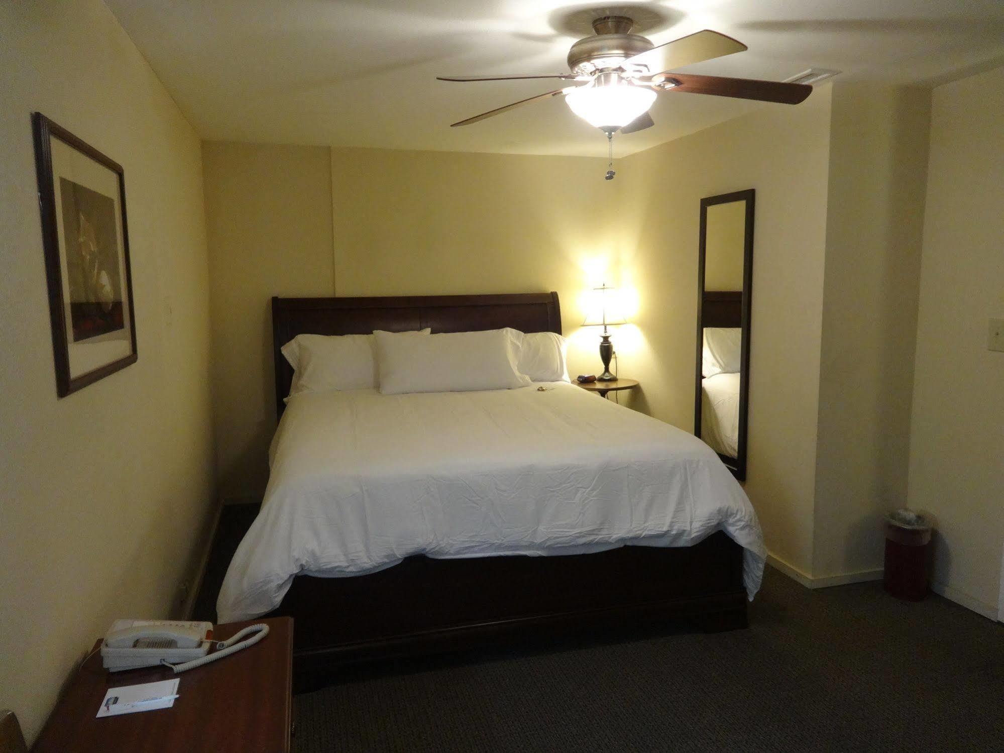 Bay Meadows Resort Big Bear Lake Exteriör bild